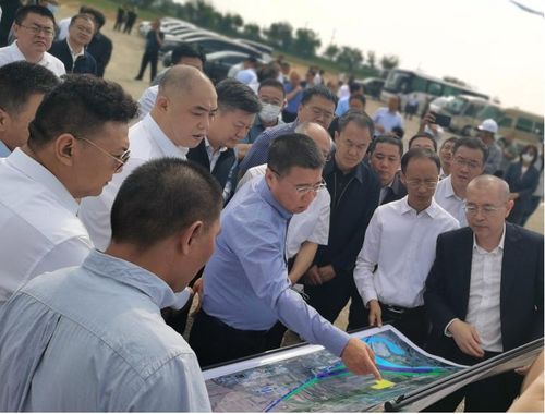 生物基新材料產(chǎn)業(yè)園動(dòng)工伊始 勠力同心促轉(zhuǎn)型發(fā)展 大同市委副書(shū)記 市長(zhǎng)張強(qiáng)赴云岡經(jīng)濟(jì)技術(shù)開(kāi)發(fā)區(qū)現(xiàn)場(chǎng)辦公